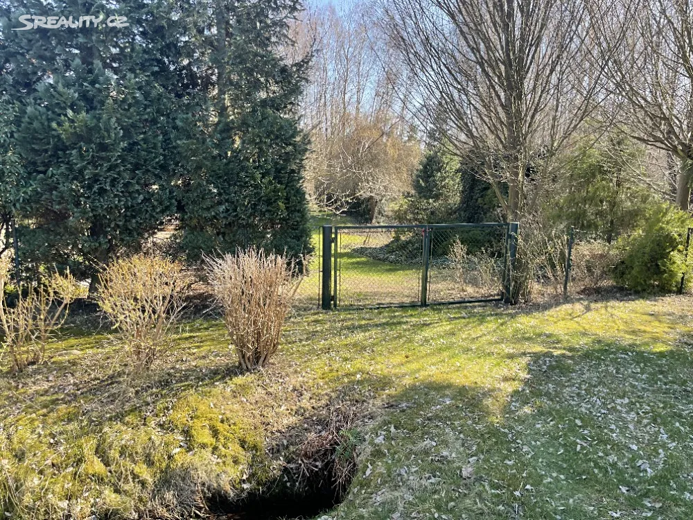 Prodej rodinného domu 206 m², pozemek 4237 m² – pohled 4