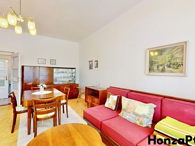 Prodej  rodinného domu 403 m², pozemek 753 m² — photo 3
