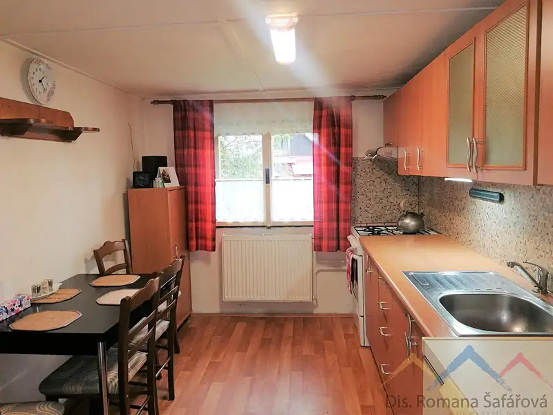 Prodej rodinného domu 170 m², pozemek 2178 m², Stará Ves – náhled fotky 3