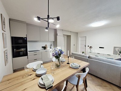 Pronájem bytu 3+kk 66 m² (Jednopodlažní)