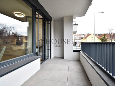 Pronájem bytu 1+kk 40 m²