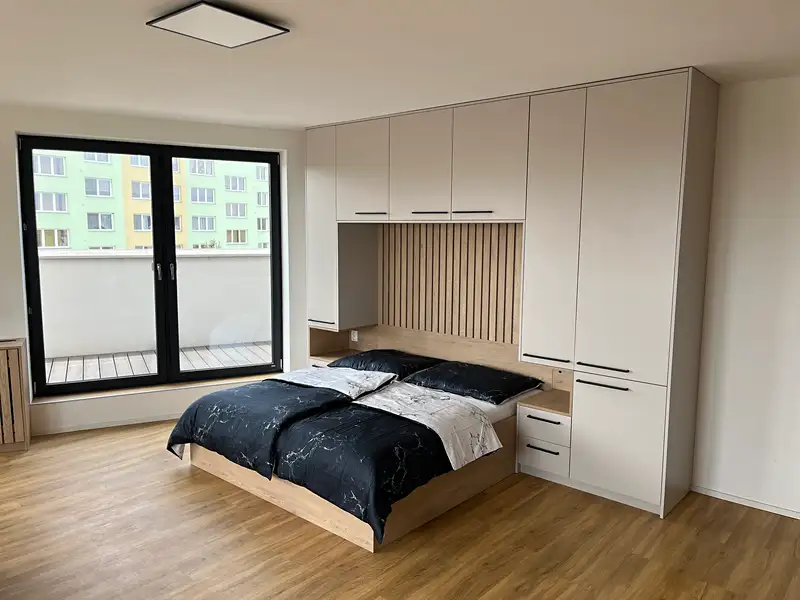 Pronájem bytu 1+kk 92 m², Opava – náhled fotky 2