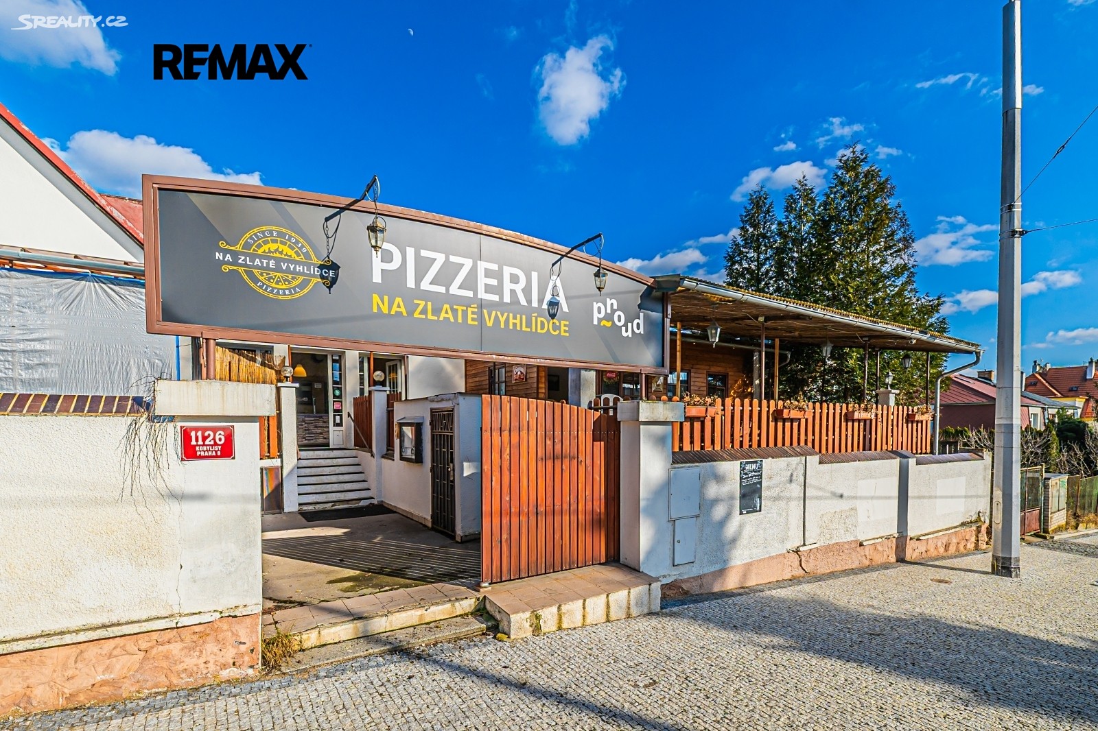 Prodej  rodinného domu 249 m², pozemek 460 m² – pohled 3