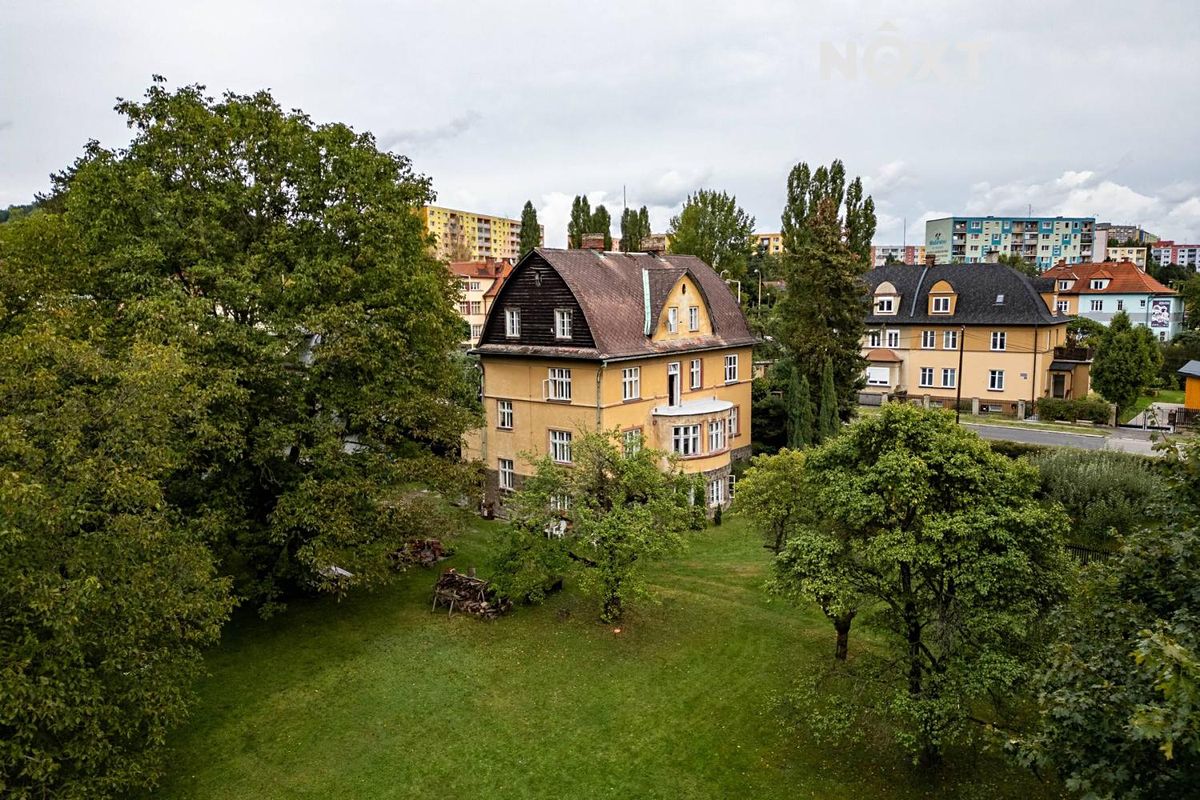 Prodej vily 423 m², pozemek 3460 m²