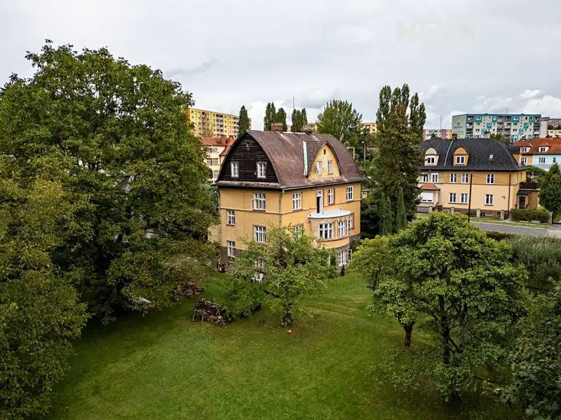Prodej vily 423 m², pozemek 3460 m², Česká Lípa – náhled fotky 1