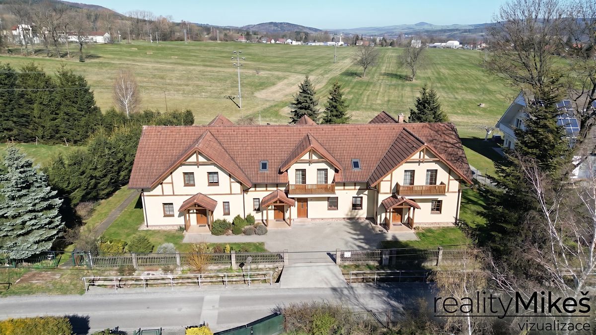 Prodej rodinného domu 273 m², pozemek 1560 m² – fotografie 5