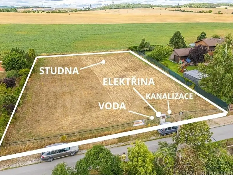 Prodej stavebního pozemku 1955 m², Čisovice – náhled fotky 1