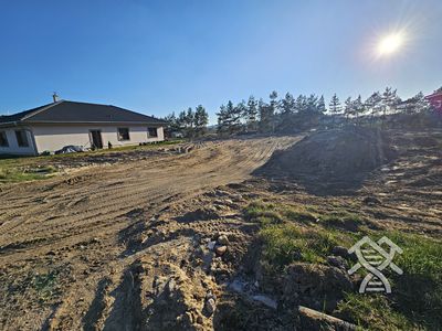 Prodej stavebního pozemku 1079 m²