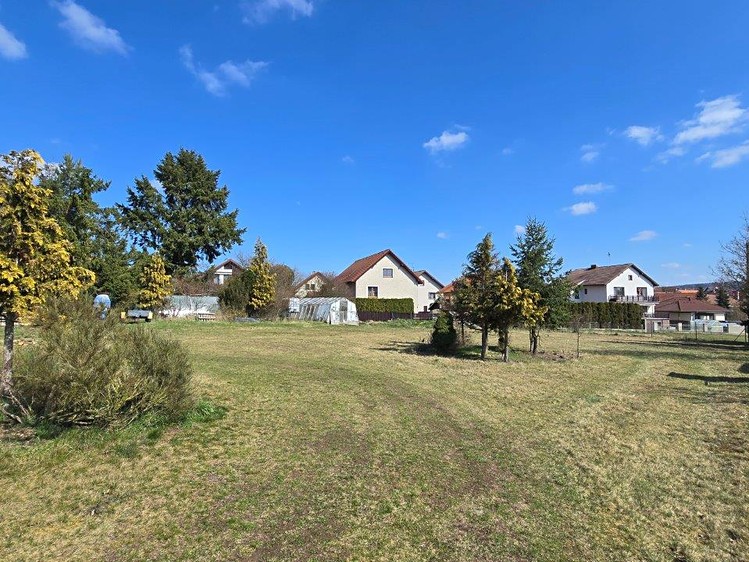 Grundstück zum Kauf, 900 m² (2 von 15)