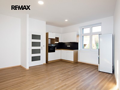 Pronájem bytu 2+kk 49 m²