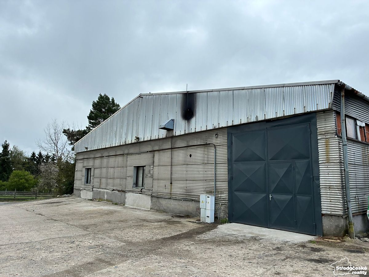 Pronájem skladového prostoru 1244 m²