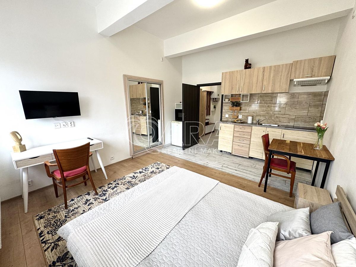 Prodej bytu 1+kk 26 m² – fotografie 2