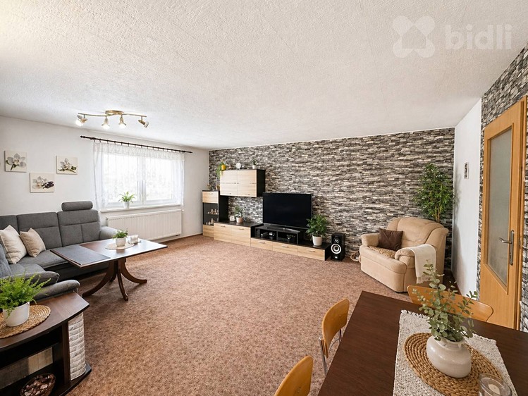 Будинок на продаж, 180 м² (3 з 19)