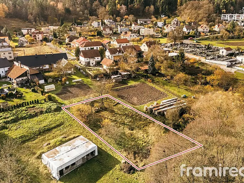 Prodej stavebního pozemku 1079 m², Nedvědice – náhled fotky 1