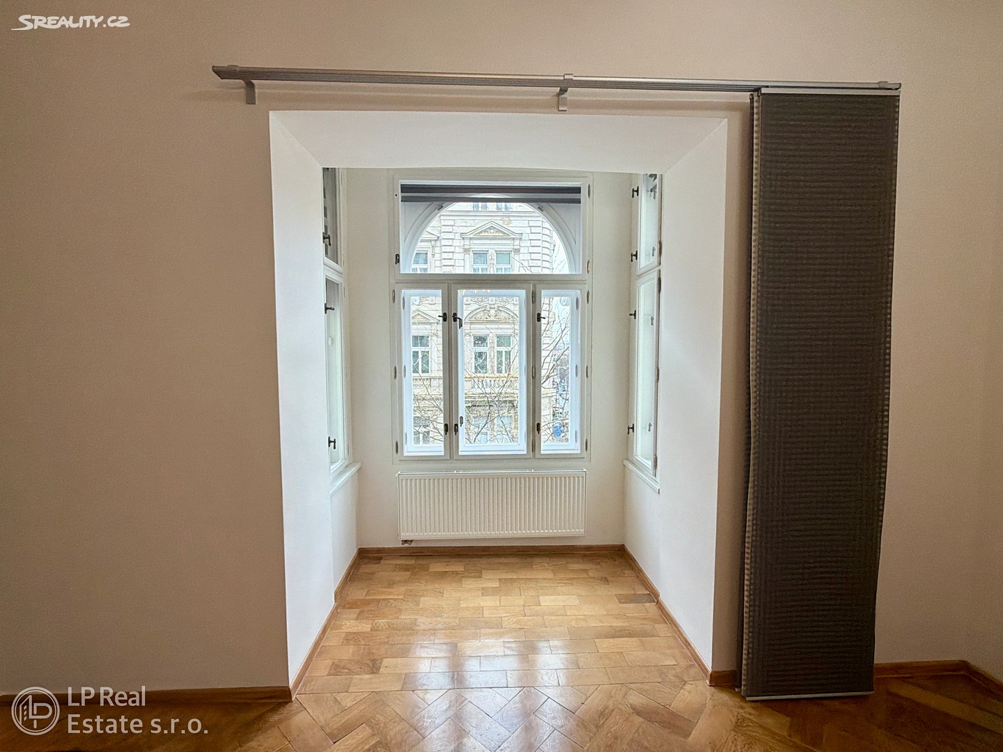 Pronájem bytu 3+1 109 m² – pohled 3