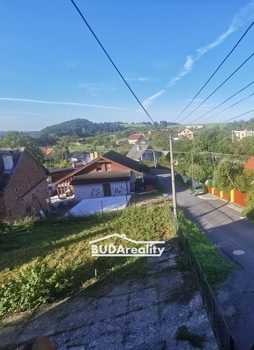Prodej stavebního pozemku 1285 m² – fotografie 3