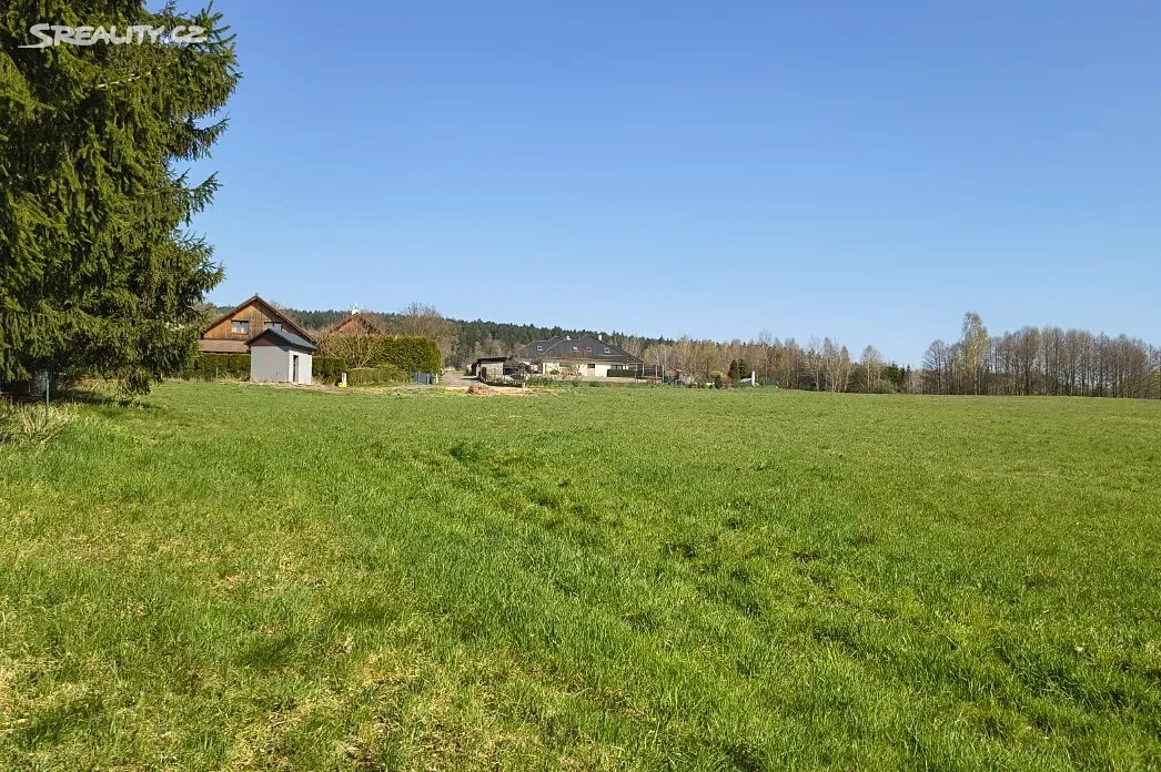 Prodej stavebního pozemku 1500 m², Nová Ves