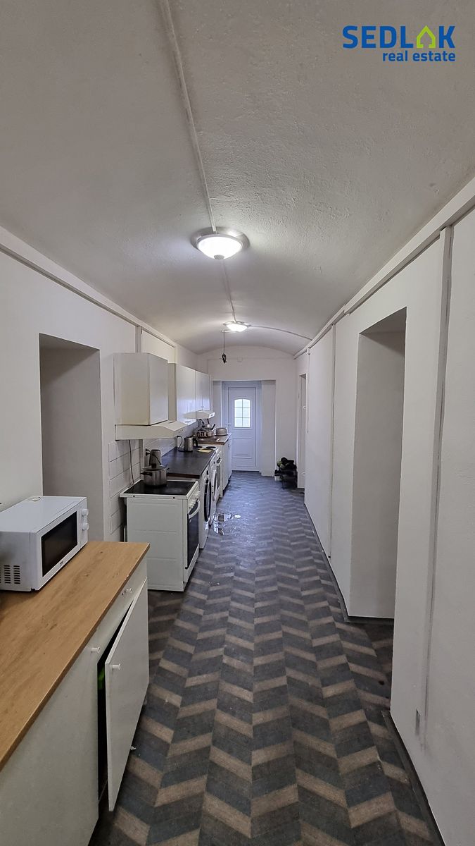 Prodej rodinného domu 173 m², pozemek 598 m² – fotografie 5