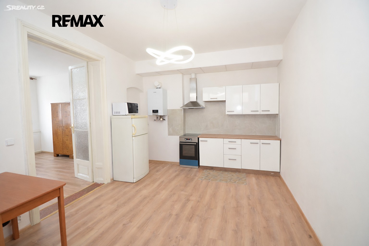 Pronájem bytu 2+1 48 m² — 1/9