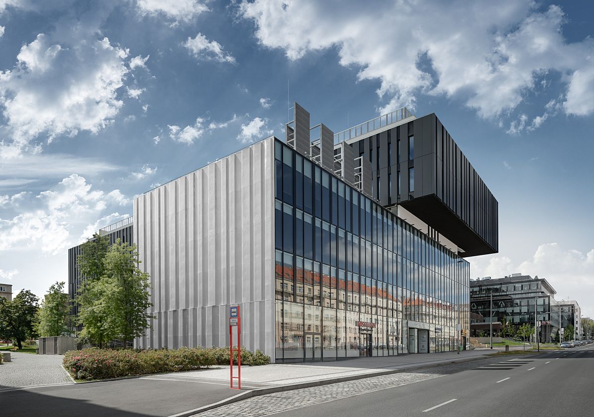 Pronájem kanceláře 1751 m²