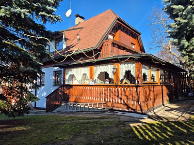 Prodej  chalupy 400 m², pozemek 934 m²