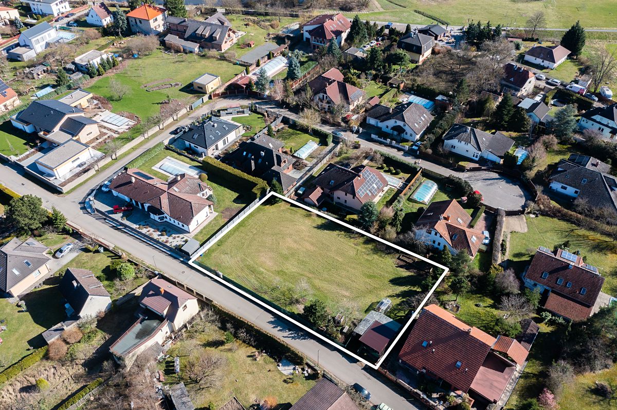 Prodej stavebního pozemku 1609 m² – fotografie 4