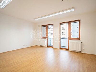 Pronájem bytu 1+kk 35 m²