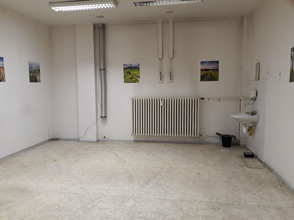 Pronájem obchodního prostoru 97 m² – fotografie 3