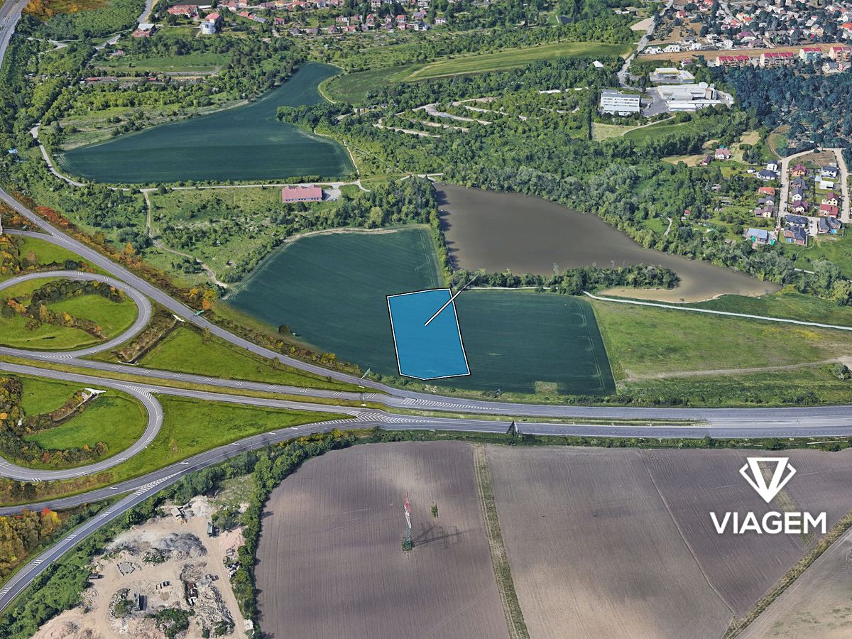 Prodej pole 6466 m²
