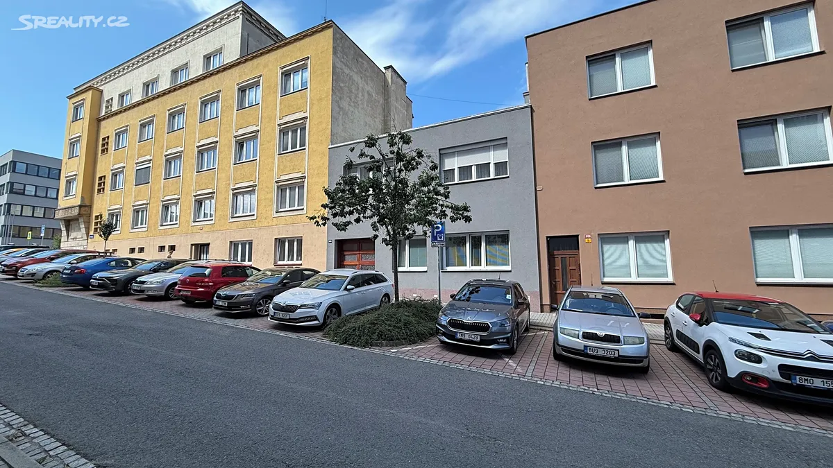 Prodej rodinného domu 247 m², pozemek 227 m², Zlín