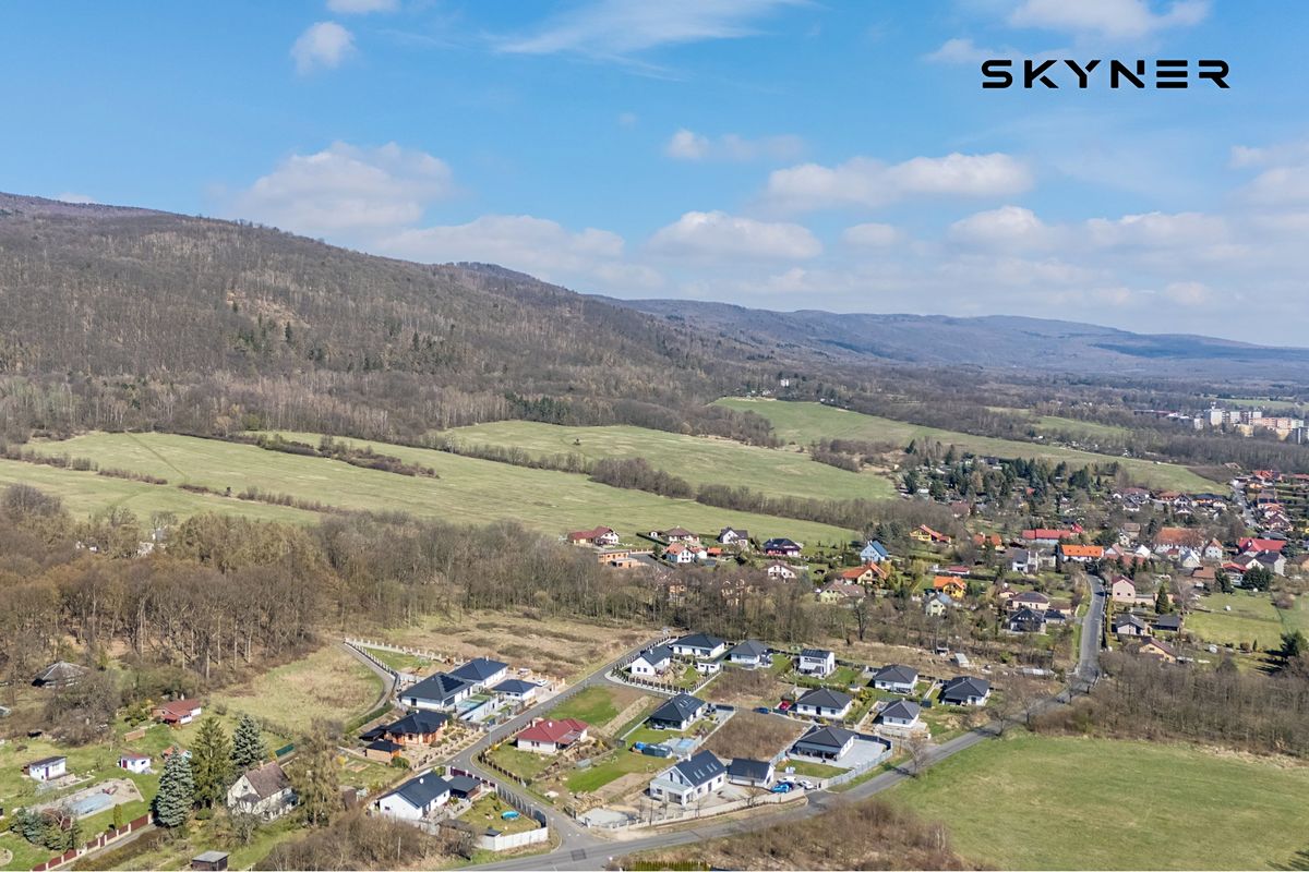 Prodej stavebního pozemku 2355 m² – fotografie 5