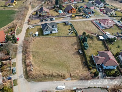 Prodej  stavebního pozemku 1 027 m²