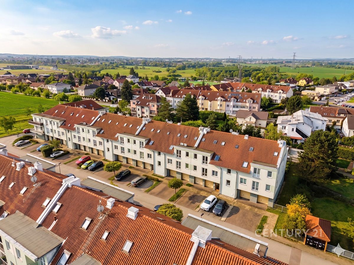 Prodej stavebního pozemku 608 m² – fotografie 5