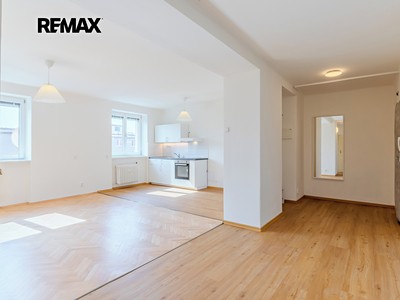 Pronájem bytu 2+kk 62 m²