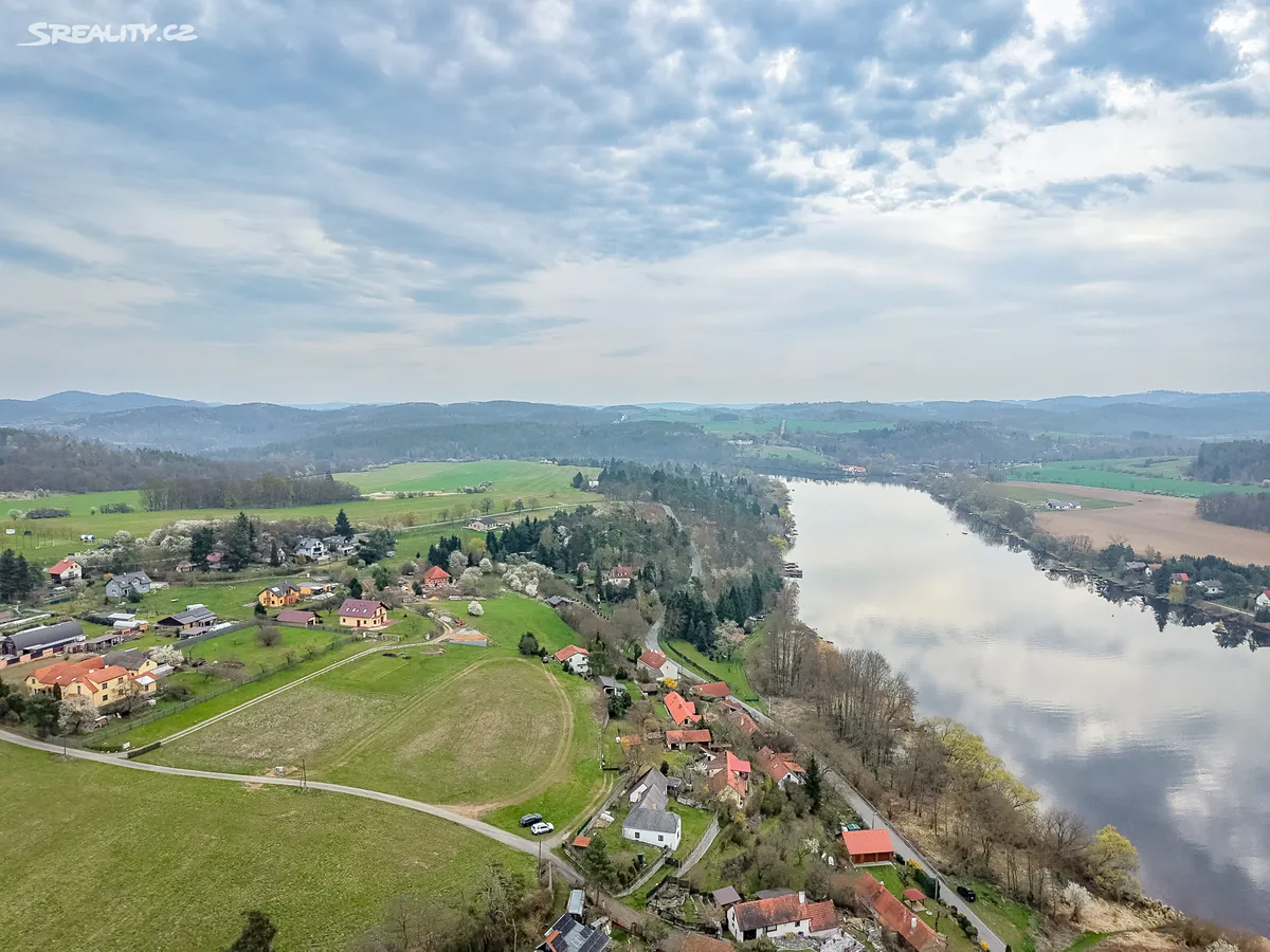 Prodej rodinného domu 96 m², pozemek 685 m² – další