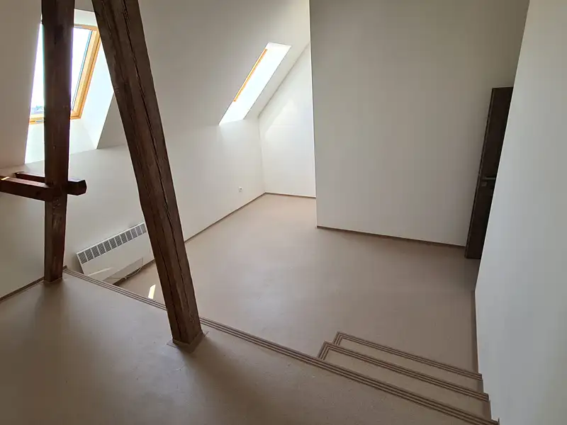 Pronájem kanceláře 12 m², Milovice – náhled fotky 2
