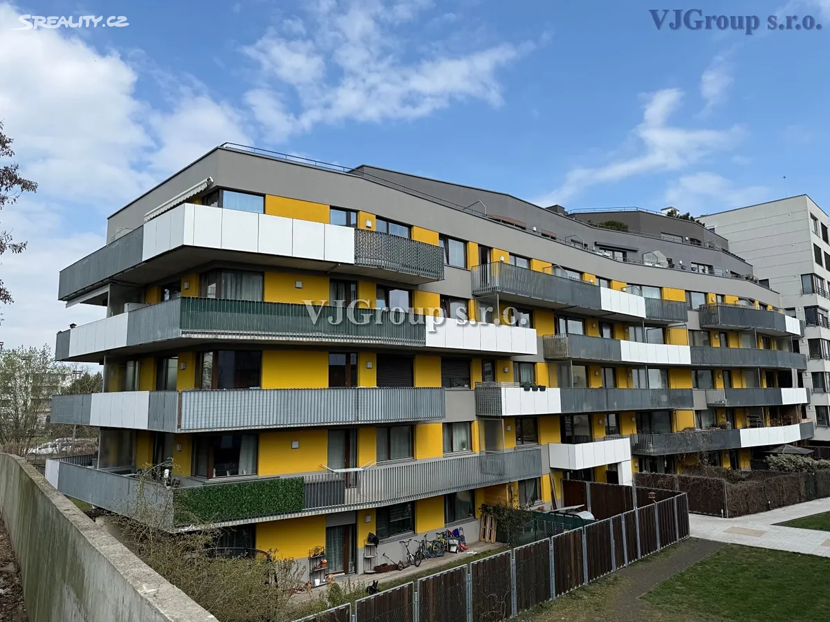 Prodej bytu 3+kk 82 m², Praha