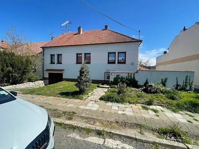 Prodej vily 200 m², pozemek 528 m², Lednice – náhled fotky 1