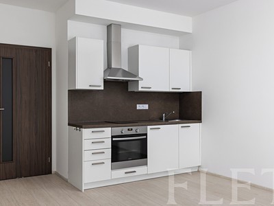 Pronájem bytu 1+kk 32 m²