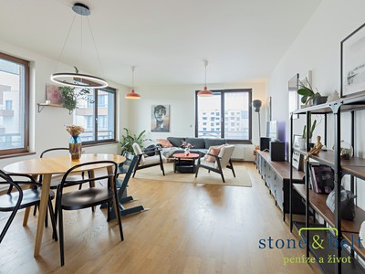 Pronájem bytu 3+kk 74 m²