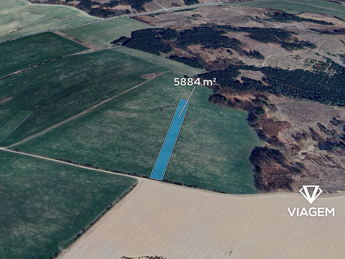 Prodej pole 5884 m²