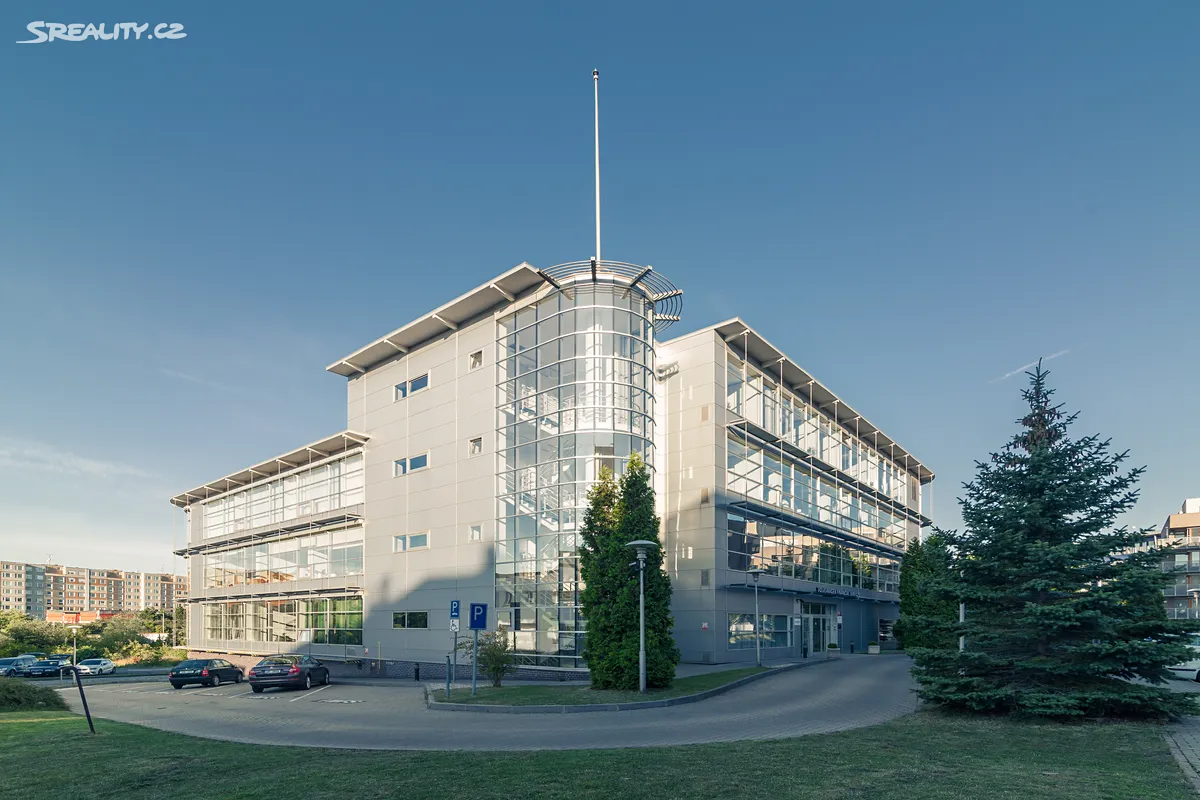 Pronájem kanceláře 235 m², Praha