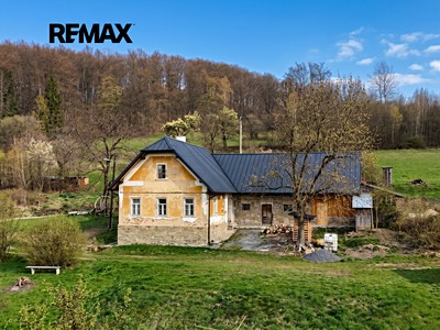 Prodej  chalupy 164 m², pozemek 285 345 m²