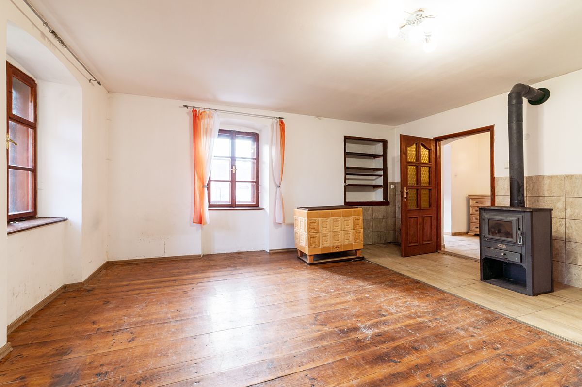 Prodej rodinného domu 125 m², pozemek 689 m² – fotografie 3