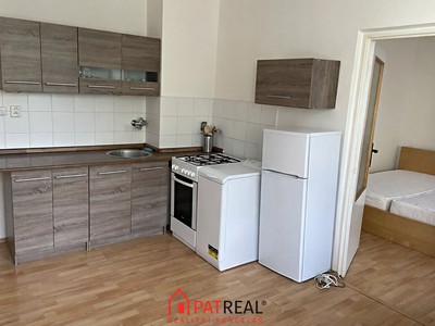 Pronájem bytu 1+1 35 m²