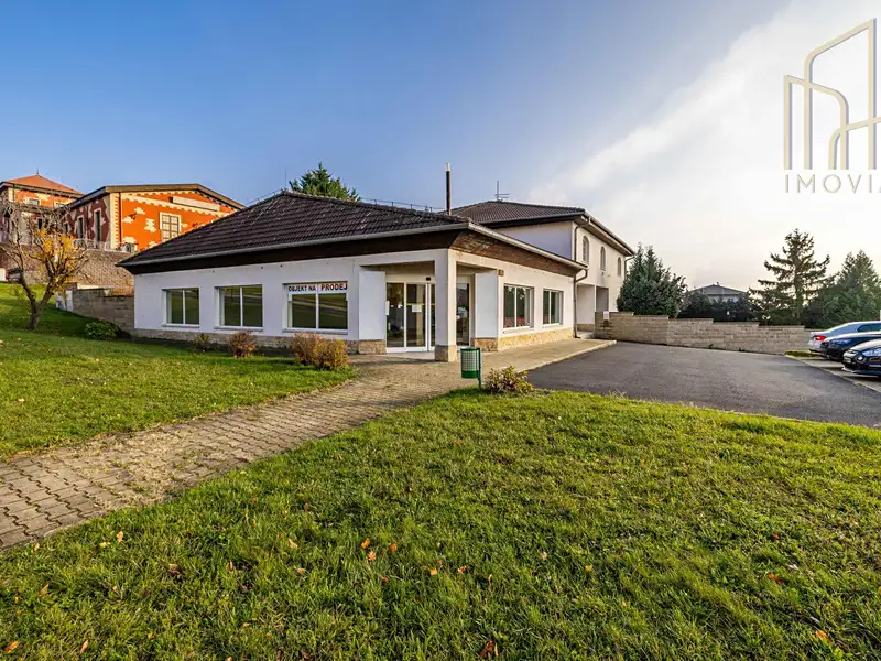 Prodej rodinného domu 649 m², pozemek 2182 m², Most – náhled fotky 1