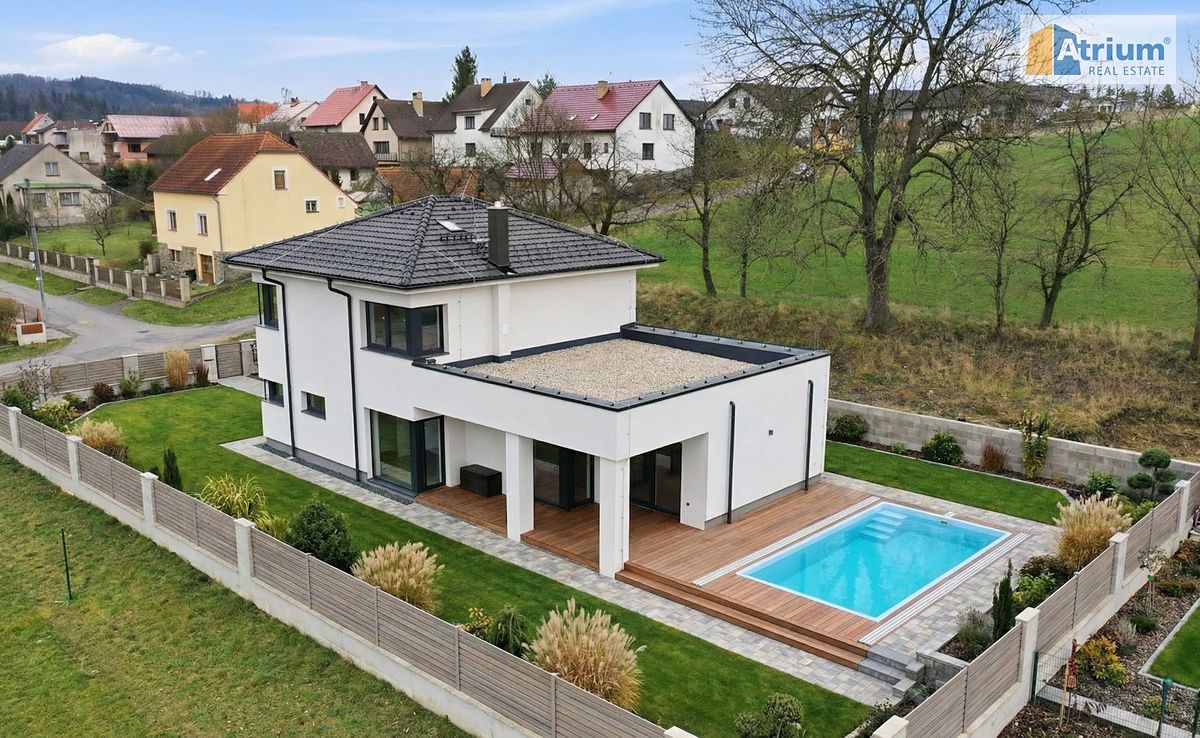 Prodej rodinného domu 194 m², pozemek 1483 m²