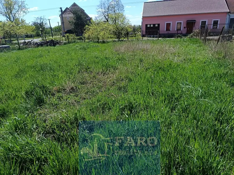 Prodej stavebního pozemku 450 m², Dyjákovice – náhled fotky 3