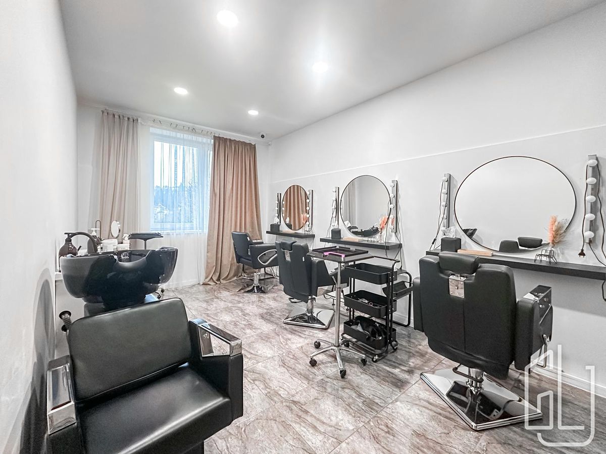 Pronájem obchodního prostoru 91 m² – fotografie 3