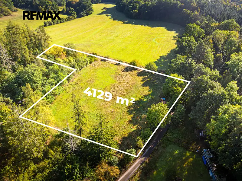 Prodej stavebního pozemku 4129 m², Kožlí – náhled fotky 1